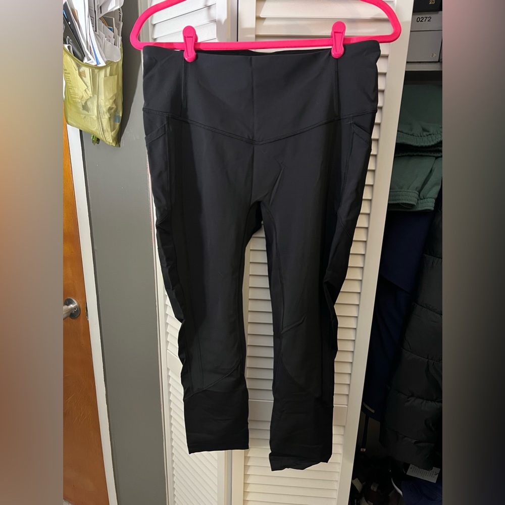 Lululemon All The Right Places Crop